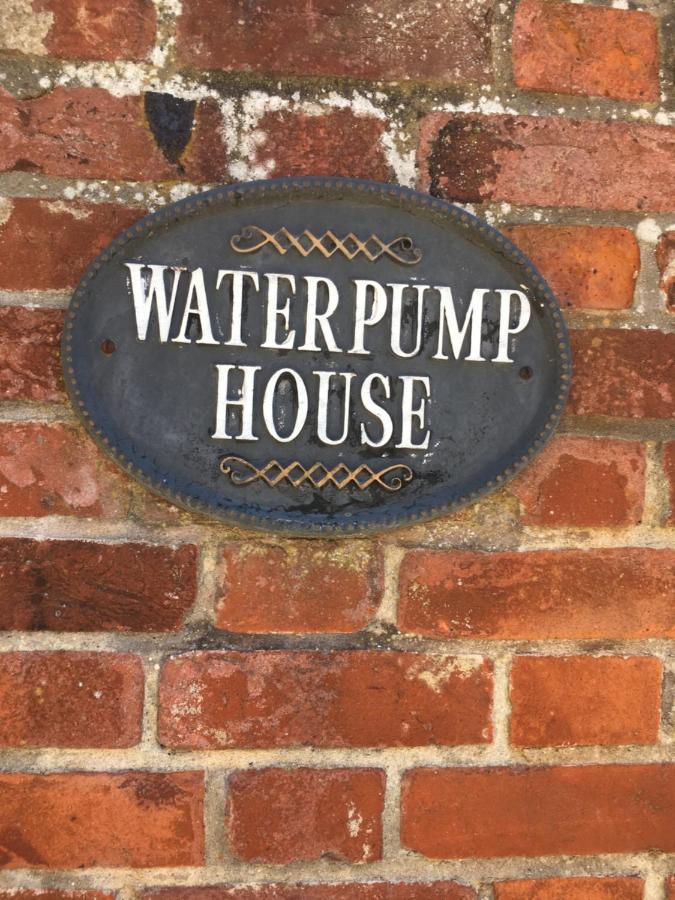 Apartamento 1 Water Pump House Bury St. Edmunds Exterior foto